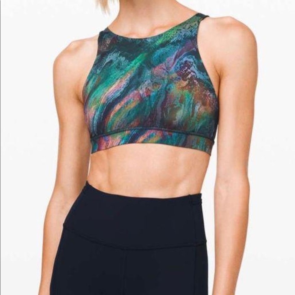 Lululemon Athletica high neck cosmic Energy bra, Size 4.